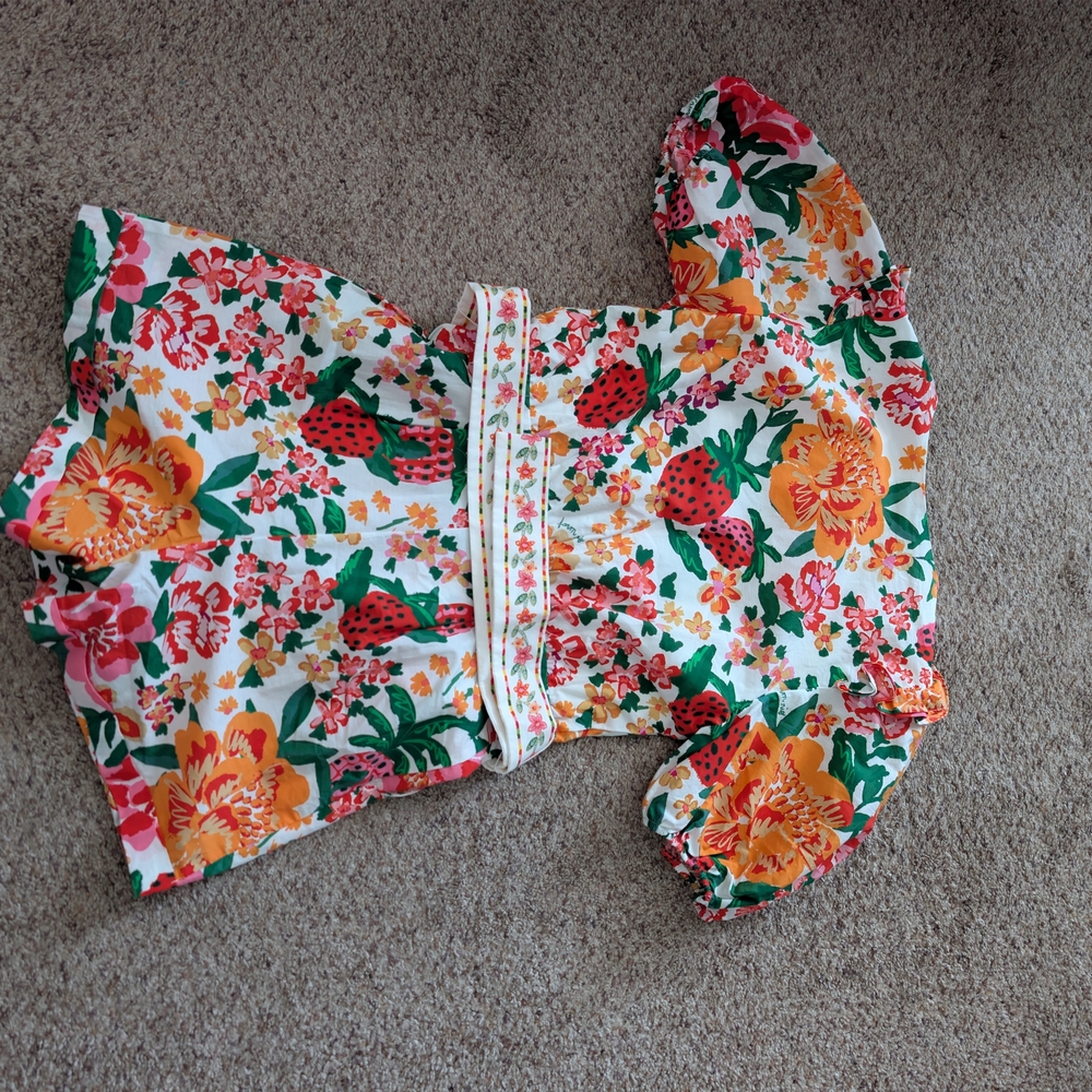 Farm Rio Strawberry Mixed Floral Shorts Jumpsuit NWT Size S Beaded Belt Romper - Picture 7 of 10